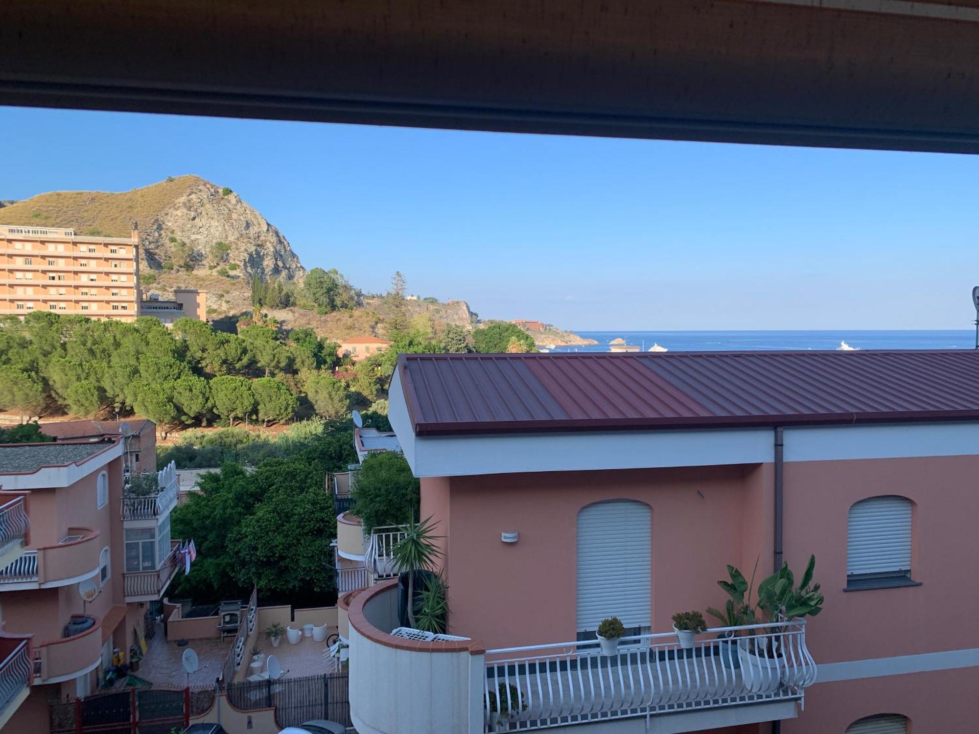 Residence La Fenice Ff Джардини-Наксос Экстерьер фото
